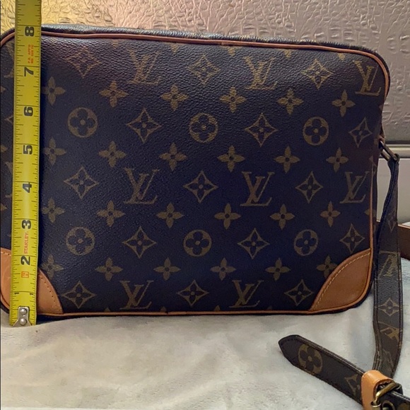 Louis Vuitton Nile - Picture 10 of 16